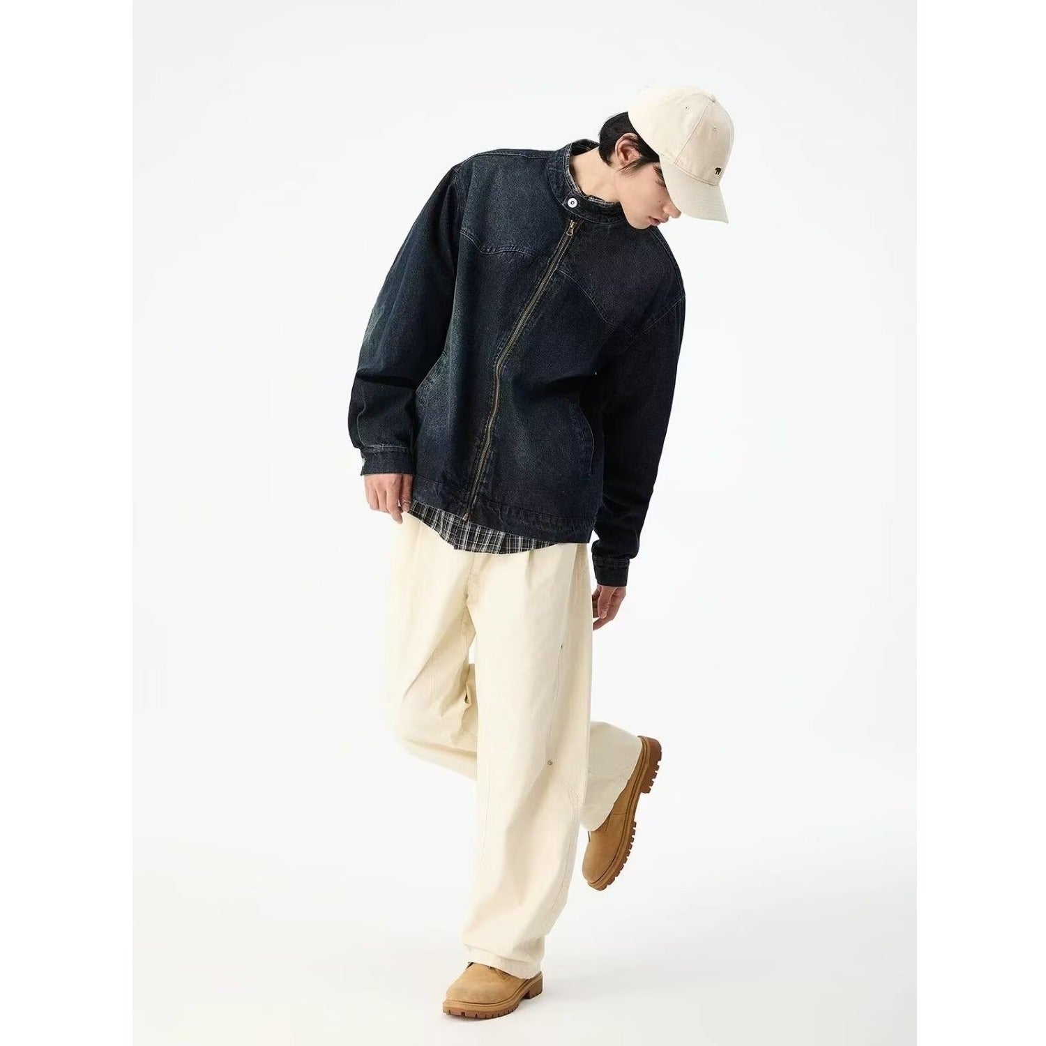 Men's Washed Vintage Denim Jacket For Spring And Autumn