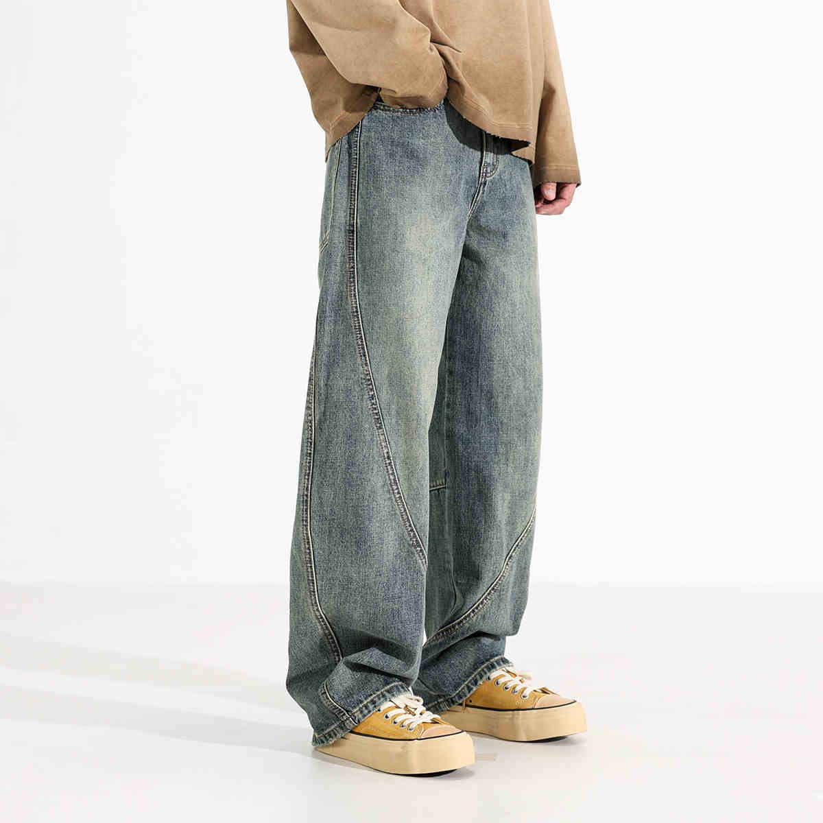 Men's Loose Wide-leg Retro Distressed Loose Jeans